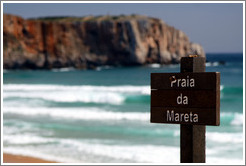 Sign with snails on it, Praia da Mareta (Mareta Beach).