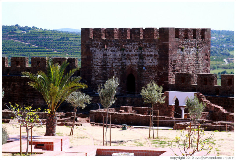 Courtyard, Silves Castle.