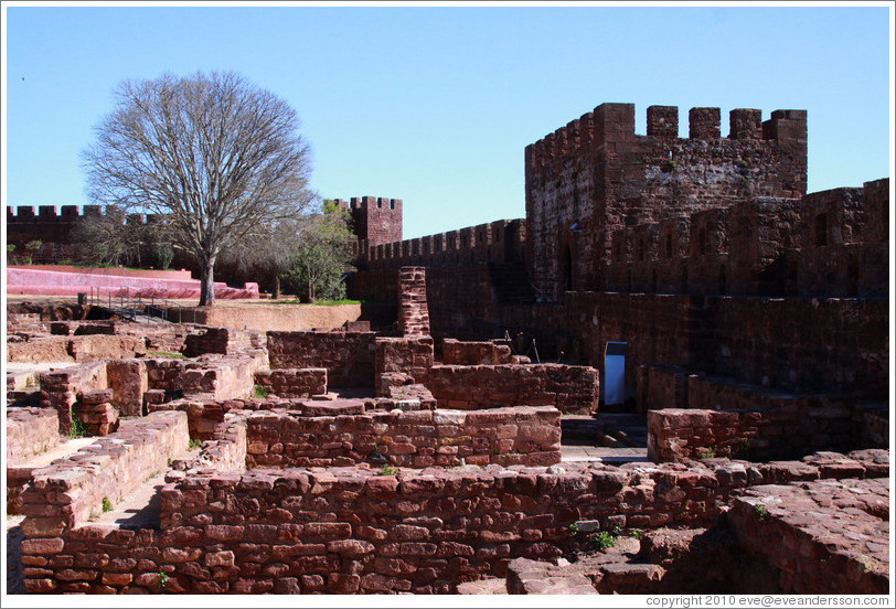 Pal?o Almoada, Silves Castle.