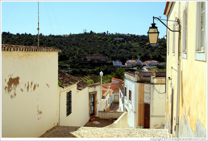 Rua da Porta do Sol.