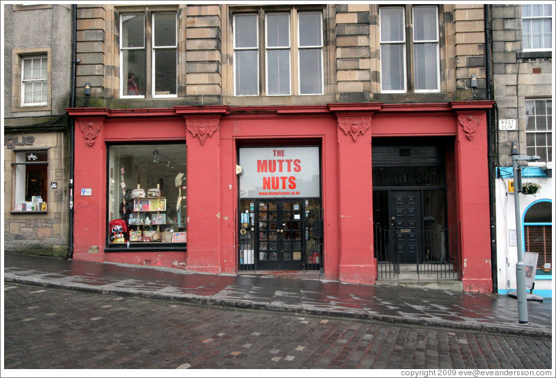 The Mutt s Nuts. West Bow. Old Town. Photo ID 13825 edinburg