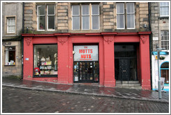 The Mutt's Nuts.  West Bow.  Old Town.