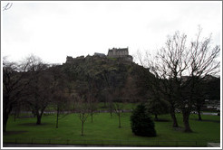 Edinburgh Castle above the Prices Street Gardens.