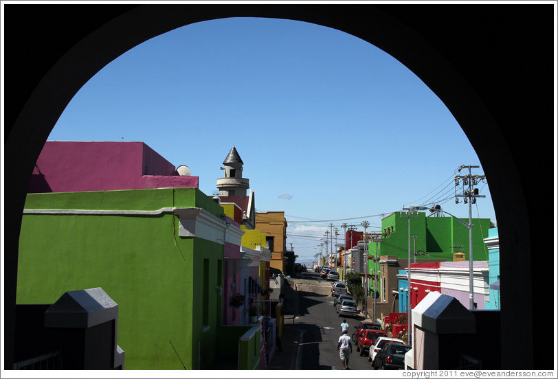 Chiappini Street, Bo-Kaap, seen through an archway.