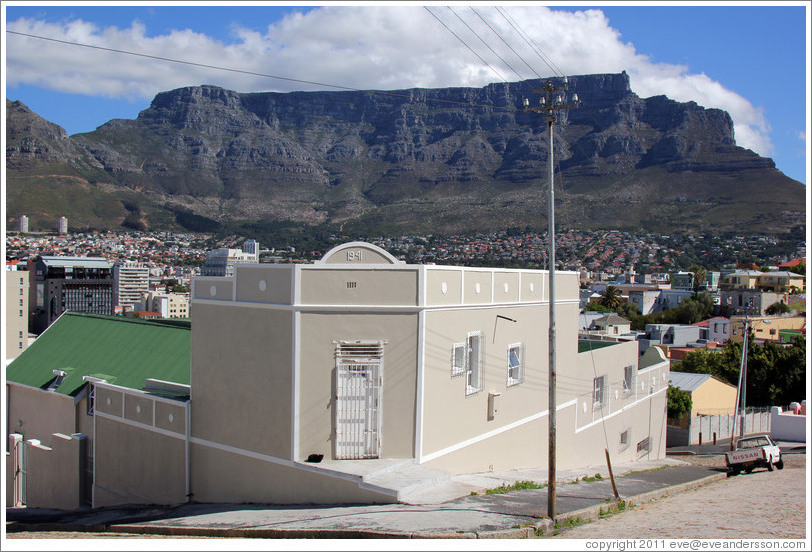 Dawes Street, Bo-Kaap, with Table Mountain behind.