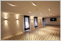 Room with recessed lighting.  Casa Batll