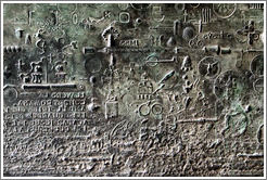 Detail from a door in the Passion fa?e.  La Sagrada Fam?a.