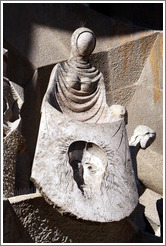 Female figure by sculptor Josep Maria Subirachs.  Passion fa?e, La Sagrada Fam?a.