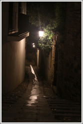 Placeta de la Victoria at night.  Albaic?