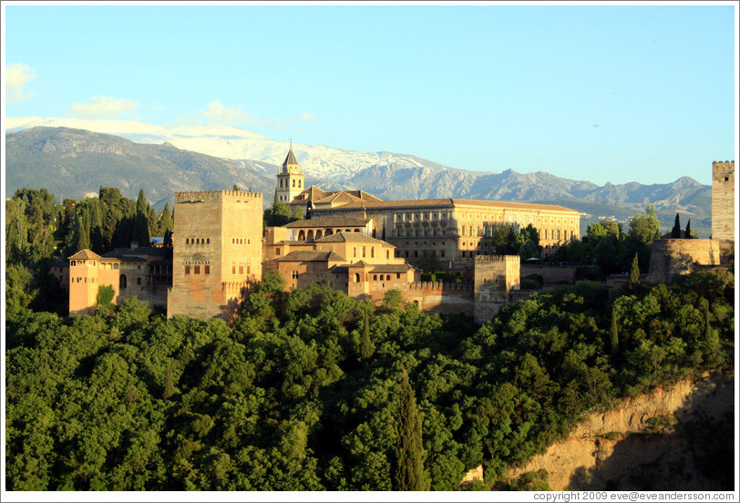 View of the Alhambra from Mirador de San Nicol?(8:23pm).