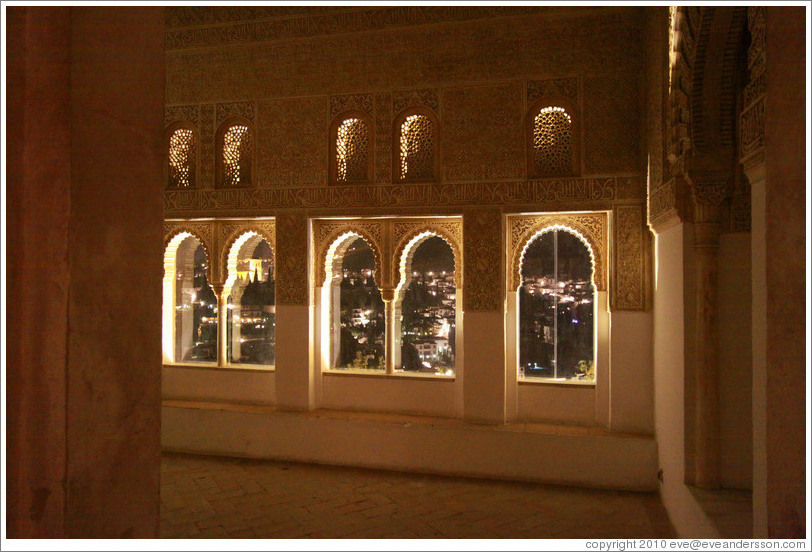 Oratory, Mexuar, Nasrid Palace, Alhambra at night.