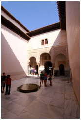 Patio del Cuarto Dorado, Nasrid Palace, Alhambra.