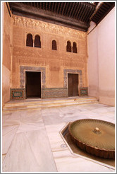 Patio del Cuarto Dorado, Nasrid Palace, Alhambra.
