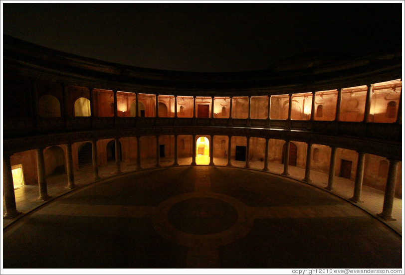 Palacio de Carlos V, Alhambra at night.