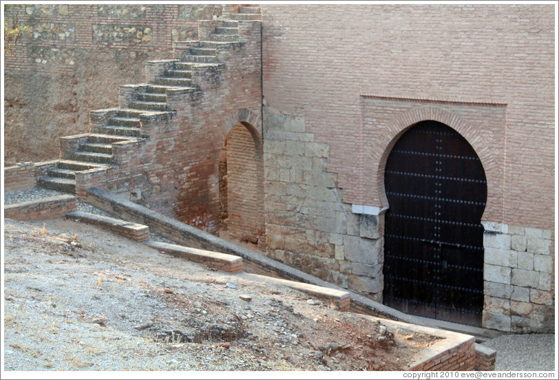 Puerta de los Siete Suelos, Alhambra.