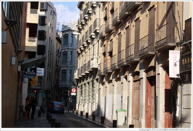 Calle del Cristo de San Agust? city center.