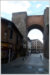 Arch over Calle Triunfo, near Calle de Elvira.  City center.