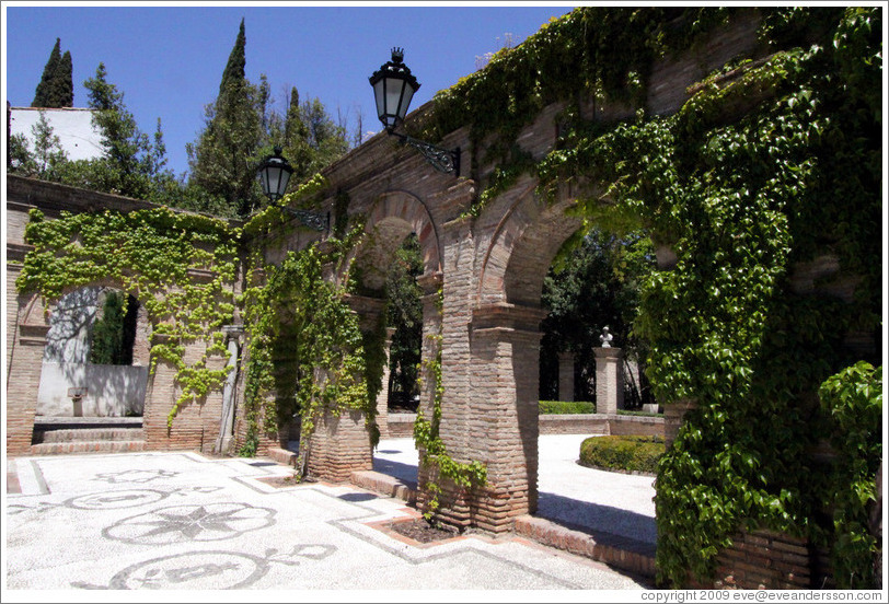 Gardens of the Palacio de los C?va (16th century).  City center.
