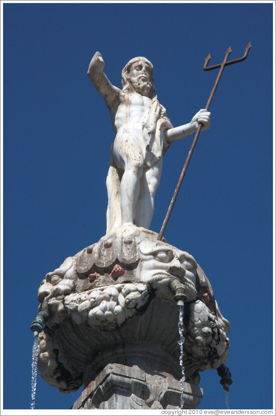 Neptune. Fuente de los Gigantes (Fountain of the Giants). Plaza de Bib-Rambla, city center.