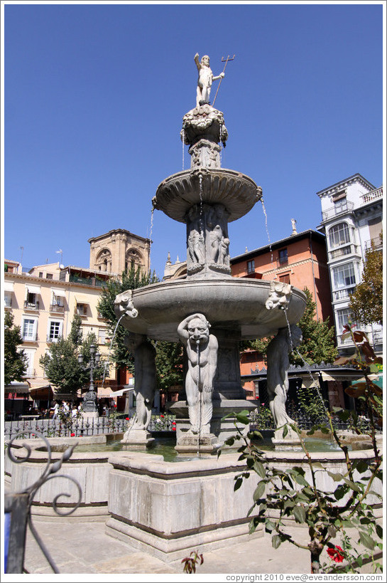 Fuente de los Gigantes (Fountain of the Giants), a 17th century fountain. Plaza de Bib-Rambla, city center.