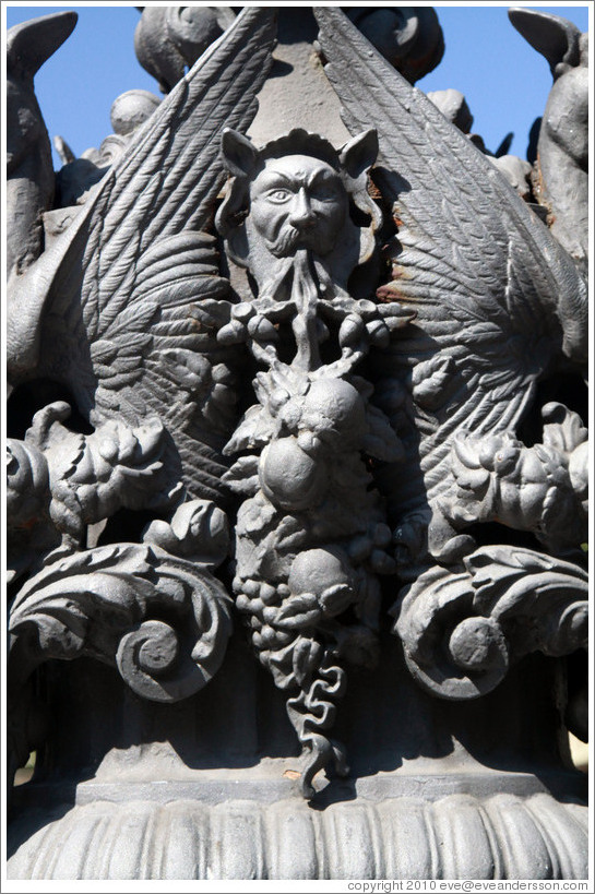 Lamppost detail. Plaza de Bib-Rambla, city center.