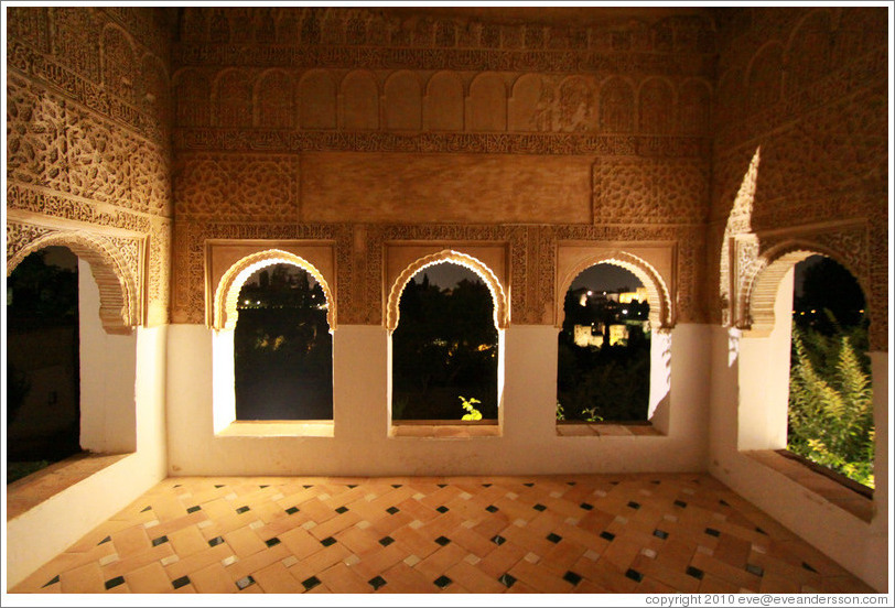 View from the mirador at night, Palacio de Generalife.