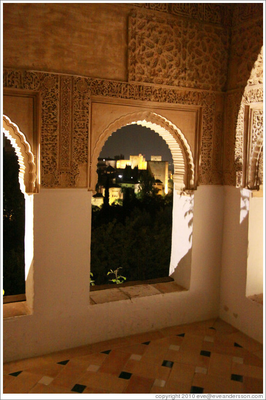 View from the mirador at night, Palacio de Generalife.