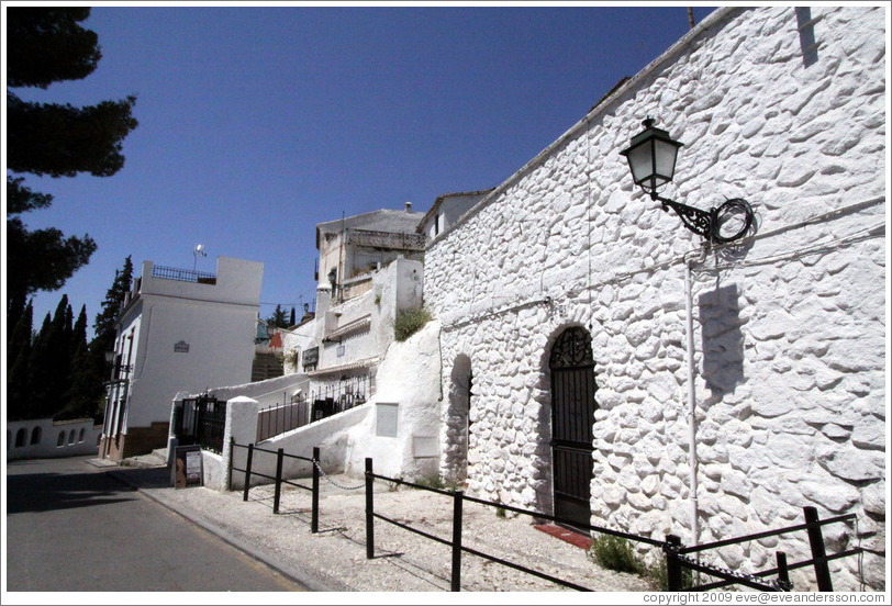 White houses on Camino del Sacromonte.