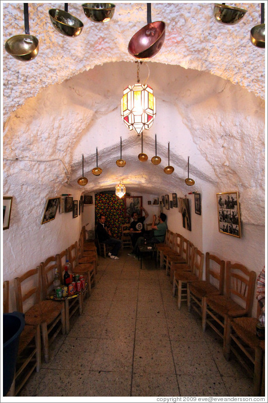 Interior of Cueva la Z?ara (Z?ara Cave), a cave house/bar.  Camino del Sacromonte.