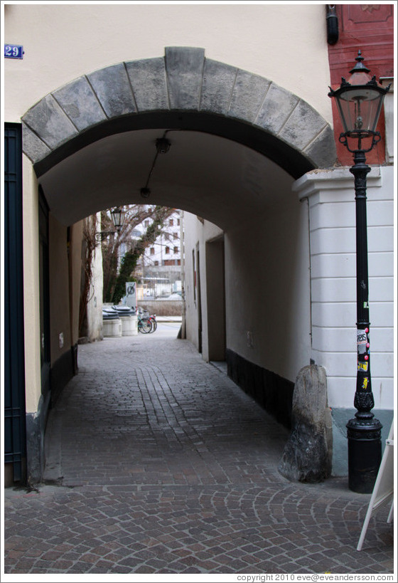 Arch, Old Town, Chur.