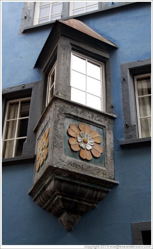 Window, Reichsgasse, Old Town, Chur.