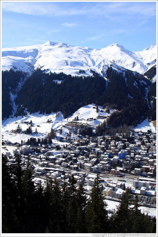 The town of Davos seen from the Jakobshornbahn gondola.