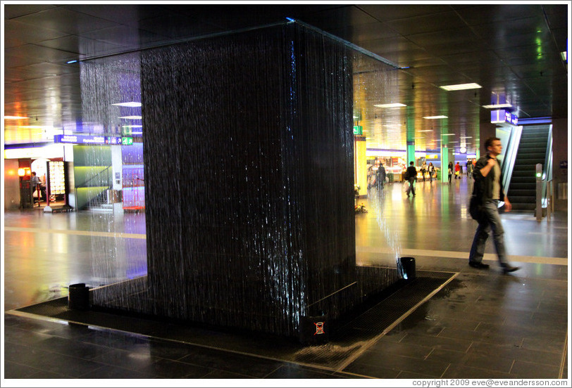 Water sculpture.  Z?rich Hauptbahnhof (Main Station).  Altstadt (Old Town).