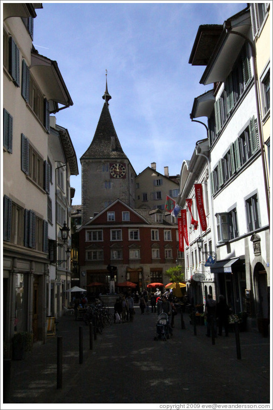 Intersection of Rindermarkt, Spiegelgasse, and Neumarkt.  Altstadt (Old Town).