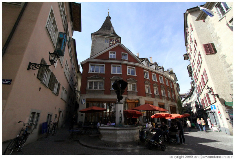 Intersection of Rindermarkt, Spiegelgasse, and Neumarkt.  Altstadt (Old Town).