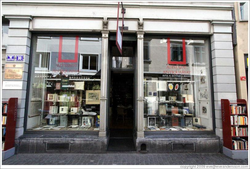 Rita H. Schnellmann, Altstadt-Antiquariat (used book store).  Altstadt (Old Town).