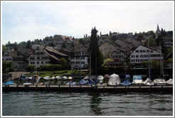 Boats and houses at the edge of Z?richsee (Lake Z?rich).