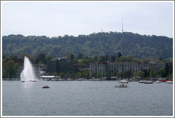 Mythenquai, with lake fountain.  Z?richsee (Lake Z?rich).