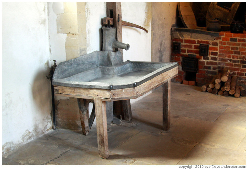 Kitchen sink with water pump, Brethren's Hall, Hospital of St Cross.