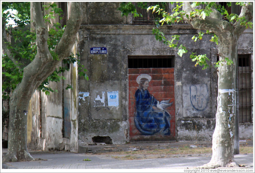 Mural, Avenida General Flores, Barrio Hist?o (Old Town).