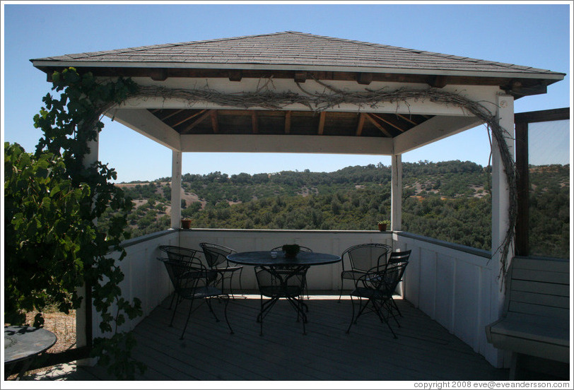 Picnic area.  Minassian-Young Vineyards.