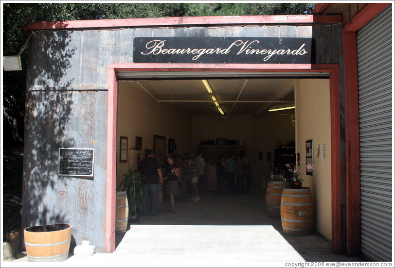 Tasting room.  Beauregard Vineyards.