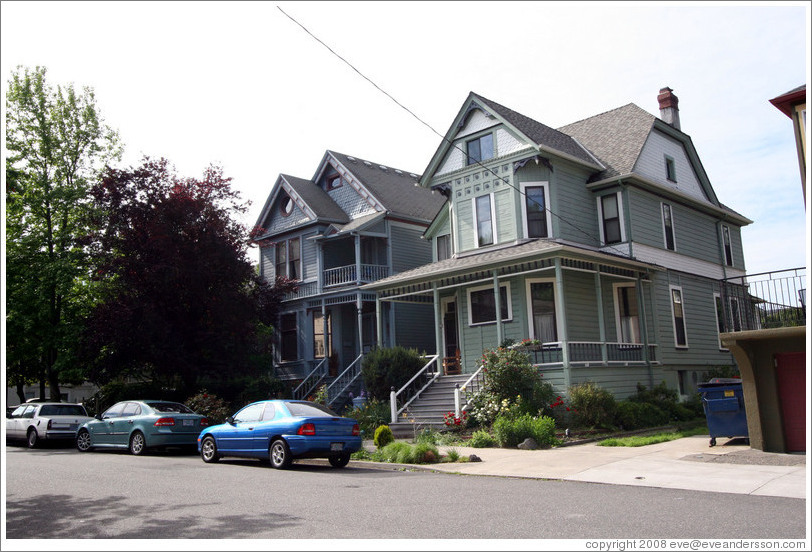 Houses on Pettygrove St. near 23rd Ave. Alphabet District.