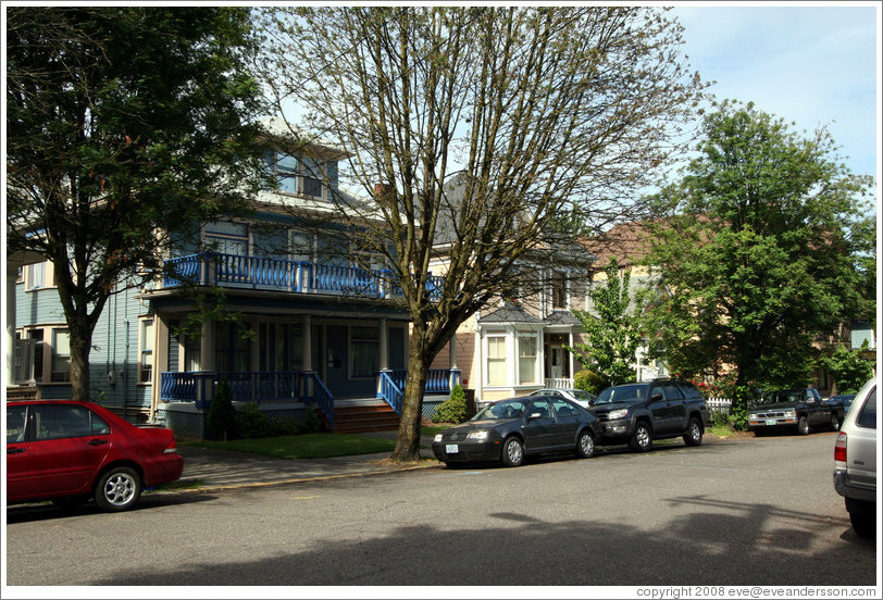 Houses on Hoyt St. near 23rd Ave. Alphabet District.