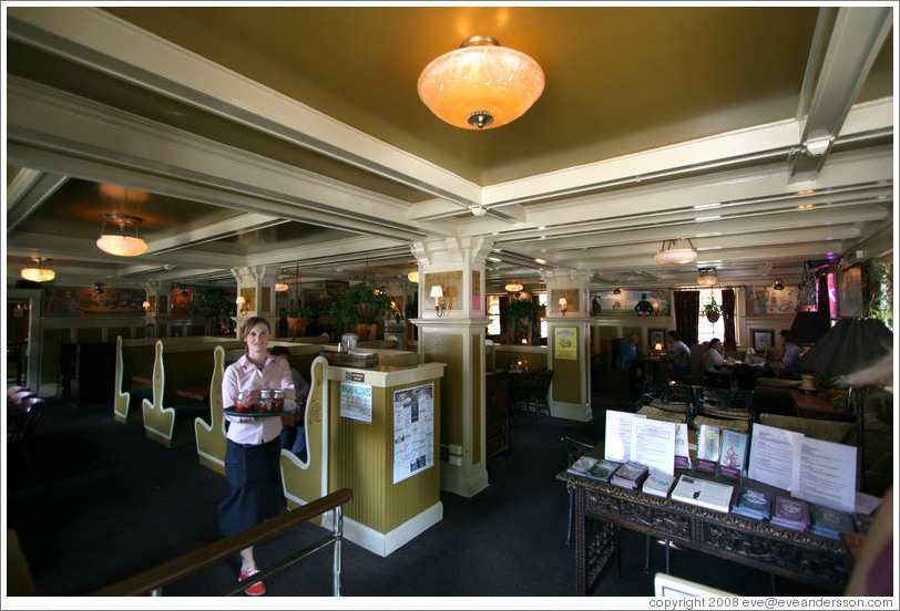 Interior of The Rams Head pub. Hoyt St. and 23rd Ave., Alphabet District. 