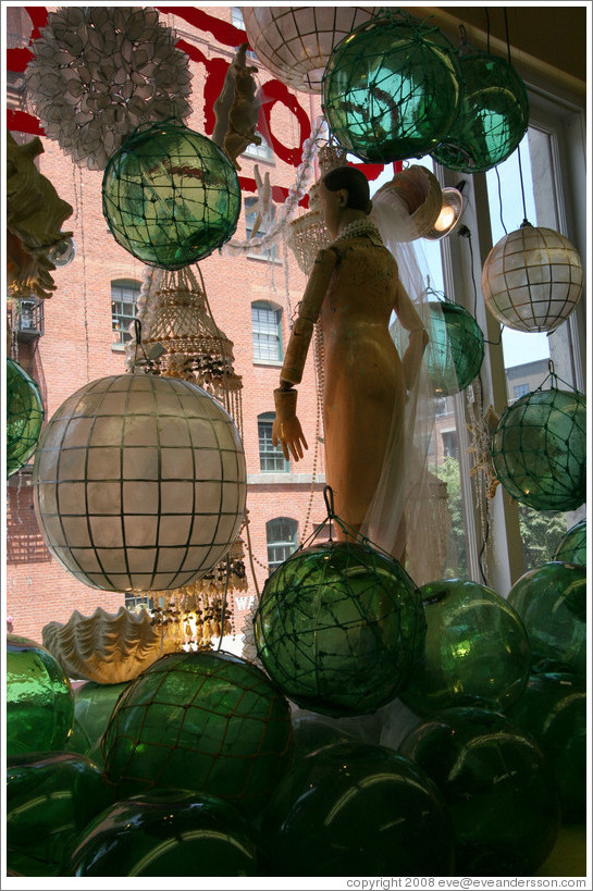 Cargo store (interior), with mannequins and spheres. 13th Ave. and Flanders St., Pearl District.