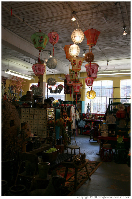 Cargo store (interior). 13th Ave. and Flanders St., Pearl District.