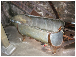 Seattle Underground Tour.  Bath tub.