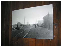 Seattle Underground Tour.  Picture of Seattle after the Great Fire of 1889.